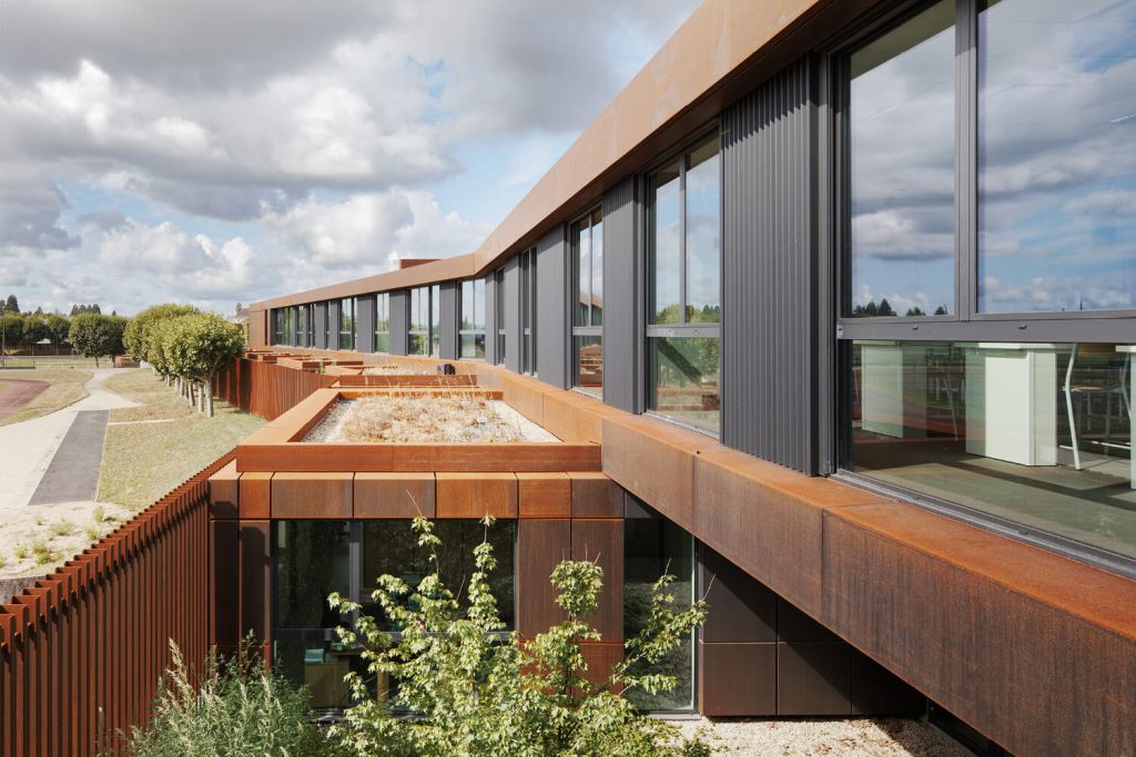 college_anne_frank_montchanin3  SOPREMA Entreprises