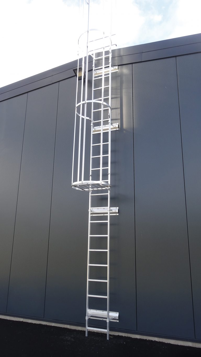 Connexion échelle Aluminium Trem S2035020 - Pièce Détachée Neuve