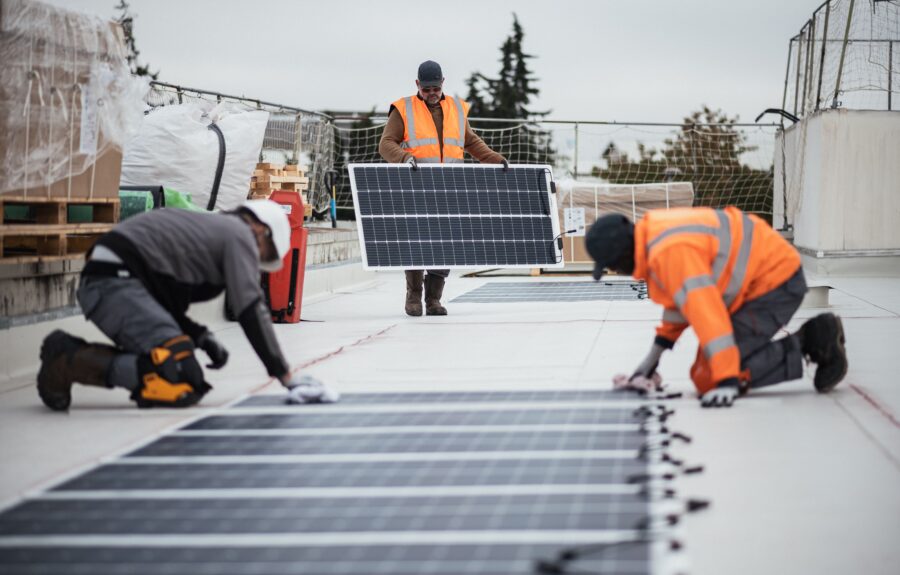 Toitures photovoltaïques en Bretagne
